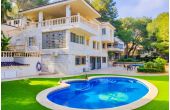 Preciosa villa SRGcampoamor, Preciosa villa